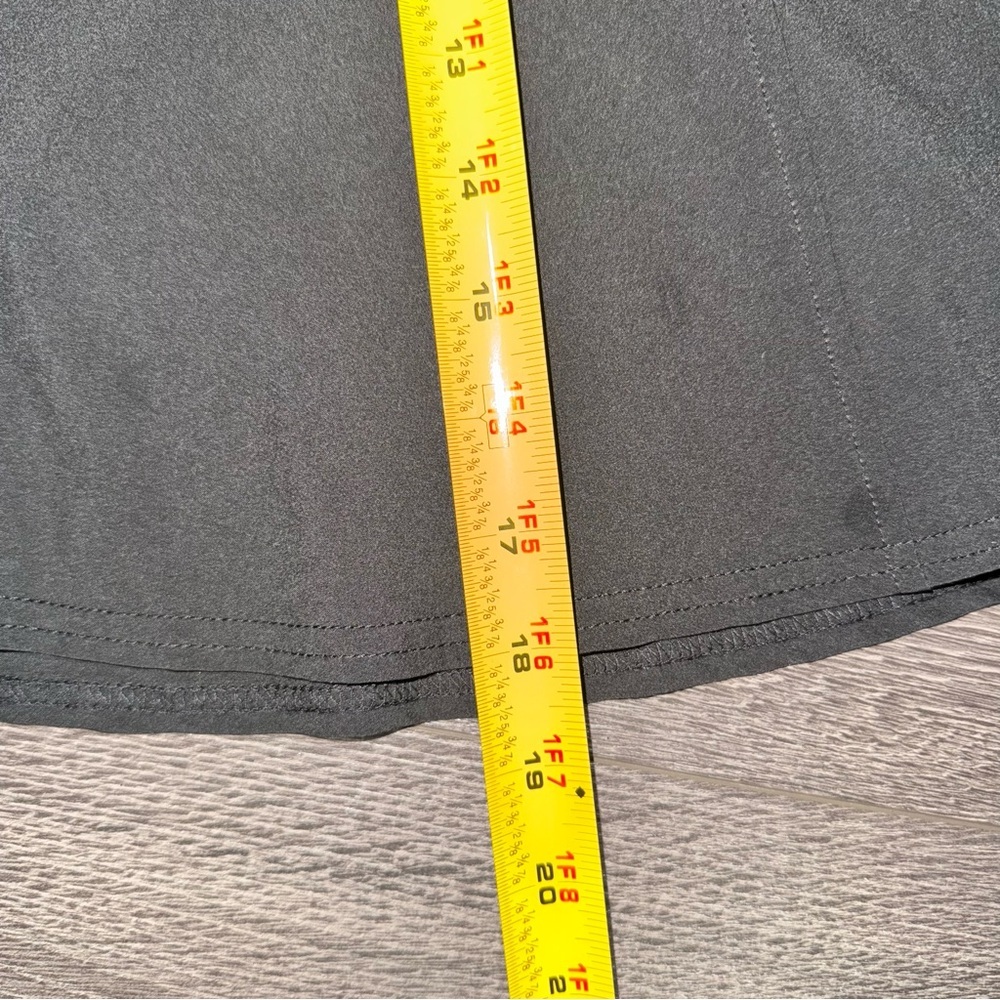 32 Degrees Women's Small Black Pull On Skort Side Pockets Skirt with shorts Med - Picture 10 of 11